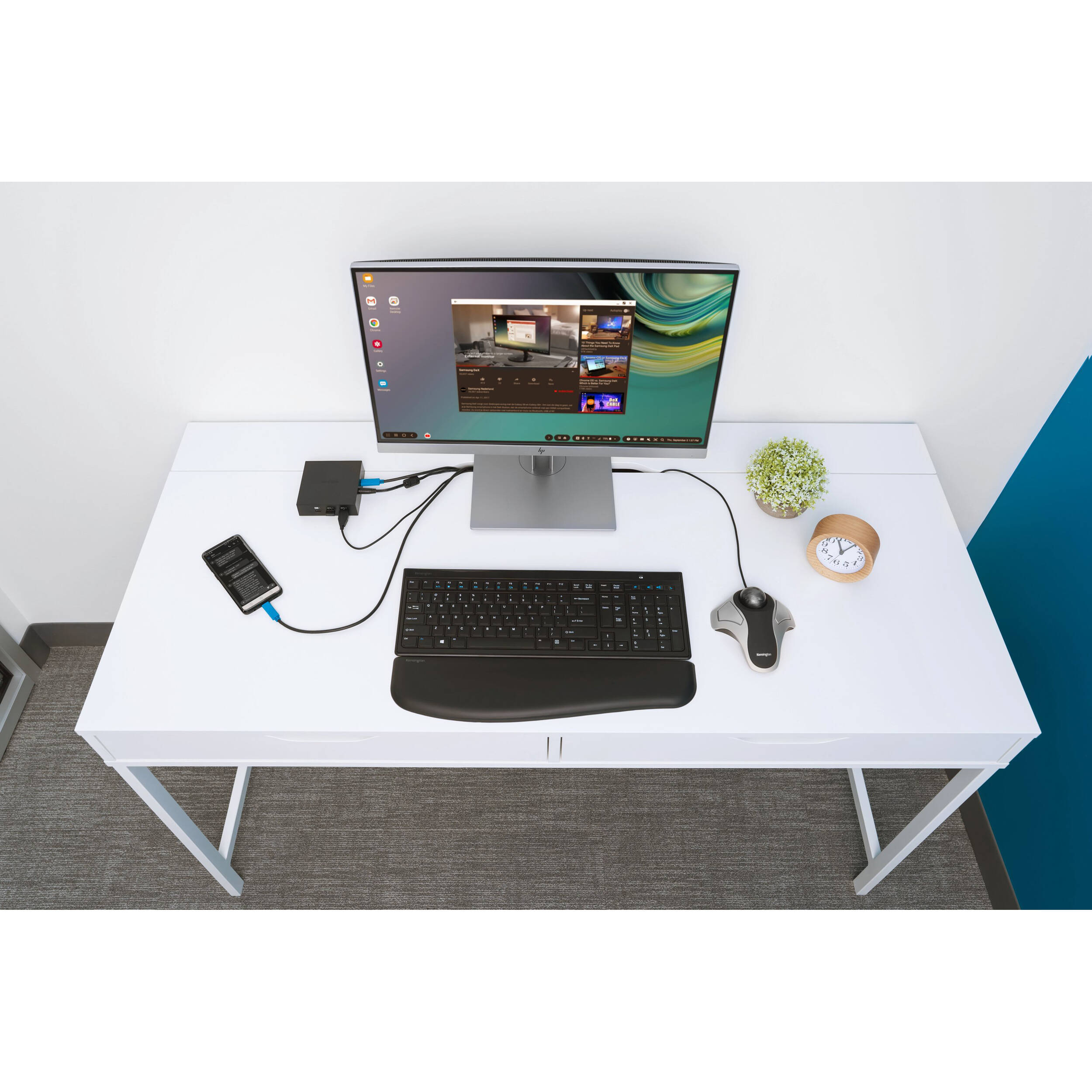 Kensington Orbit Optical Trackball ambidextrous two-button black desktop view — view 10