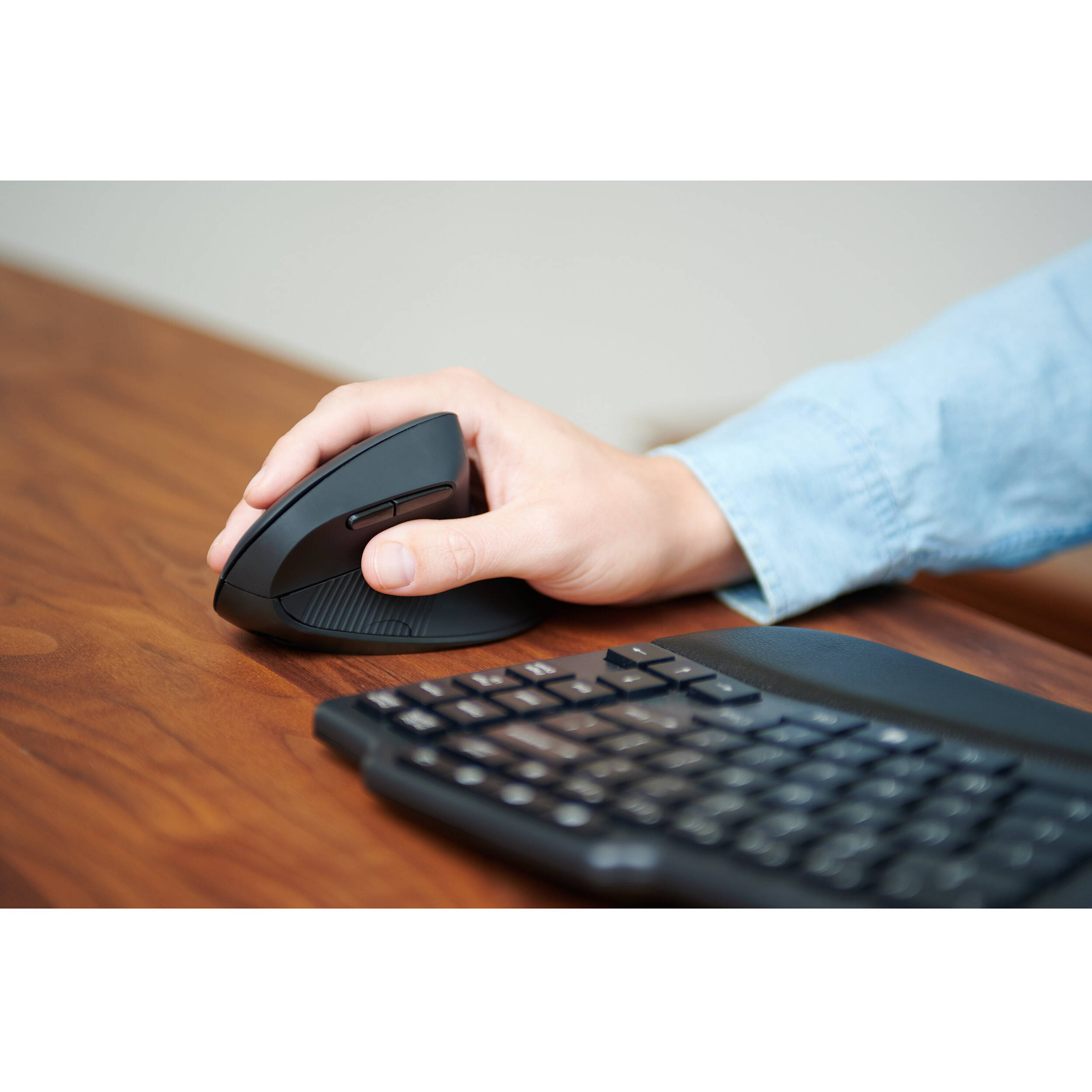 Kensington KM675 wireless ergonomic keyboard and mouse combo set for comfortable office productivity — view 6
