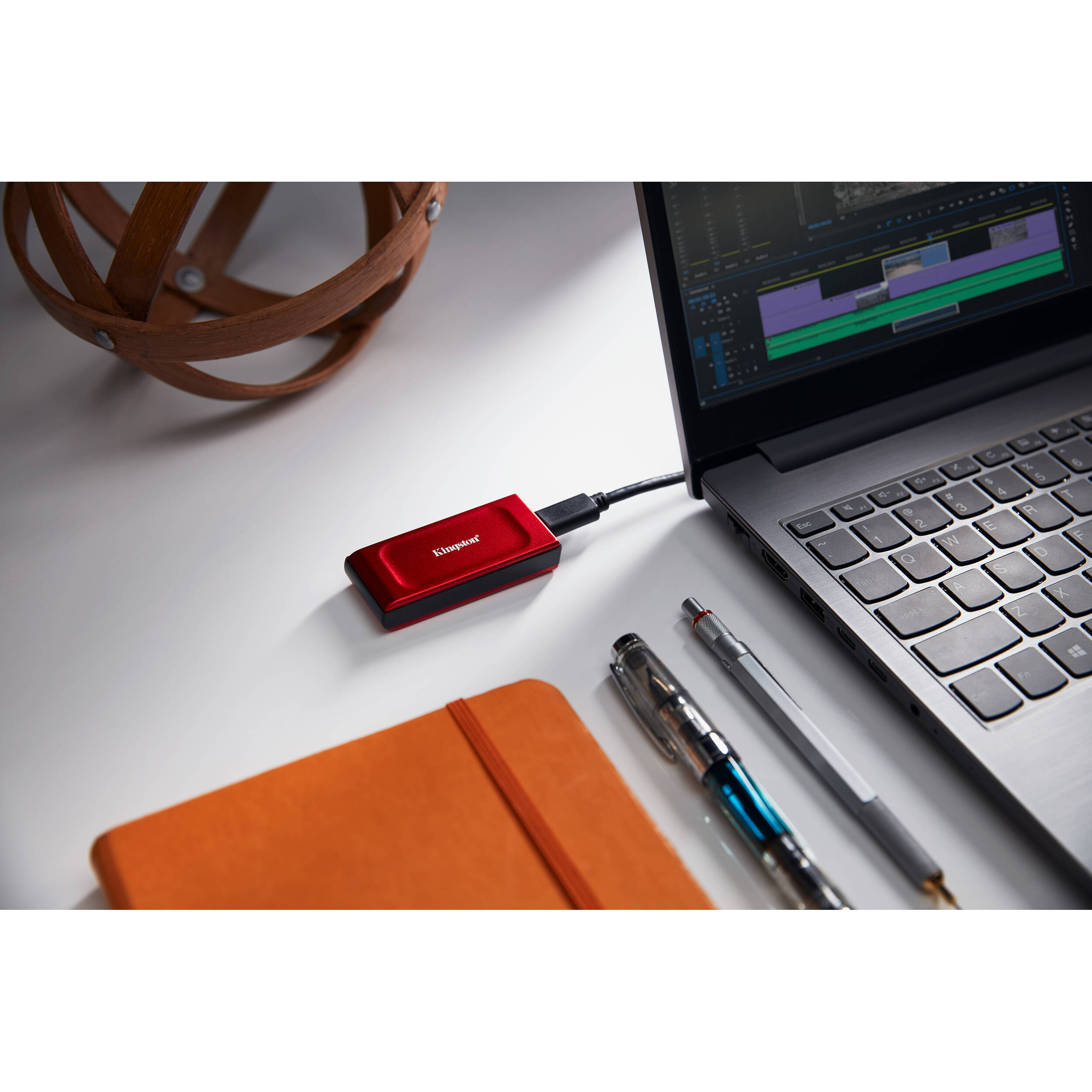 2TB XS1000 USB 3.2 G2 PSSD — view 4