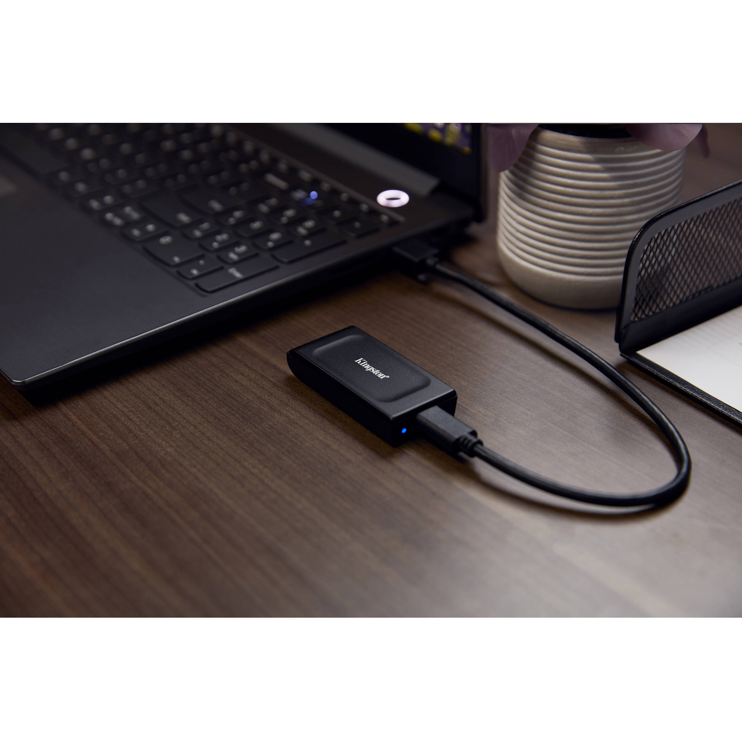 2TB XS1000 USB 3.2 G2 PSSD — view 7