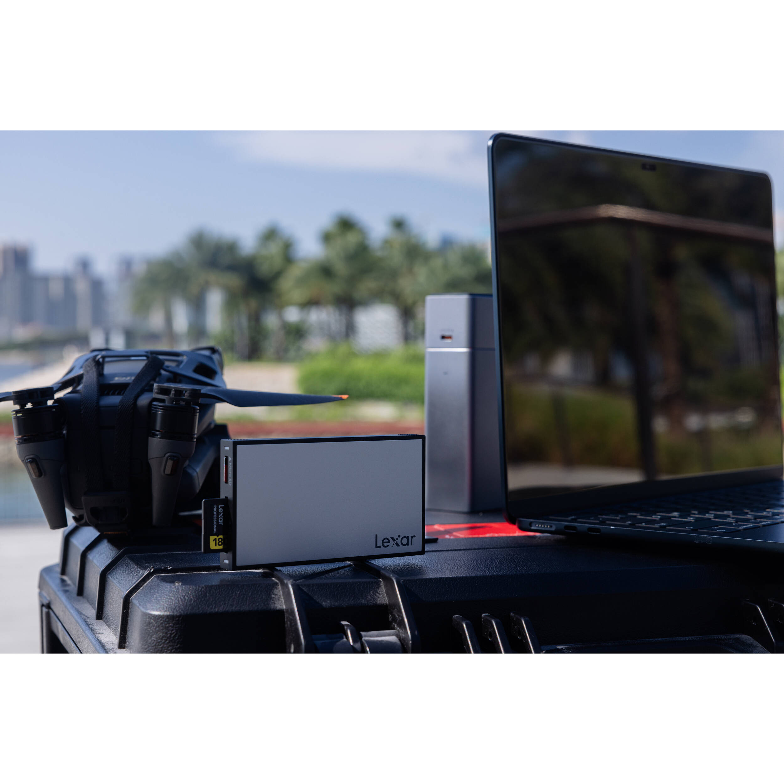 Lexar Professional Workflow dual-slot SD UHS-II reader with USB-C connection — view 14