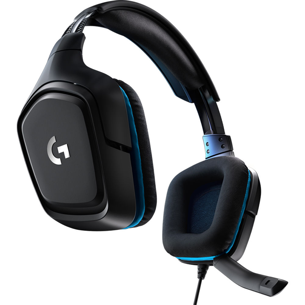 Logitech G432 wired gaming headset in black with over-the-head circumaural ear cups and boom microphone — view 4