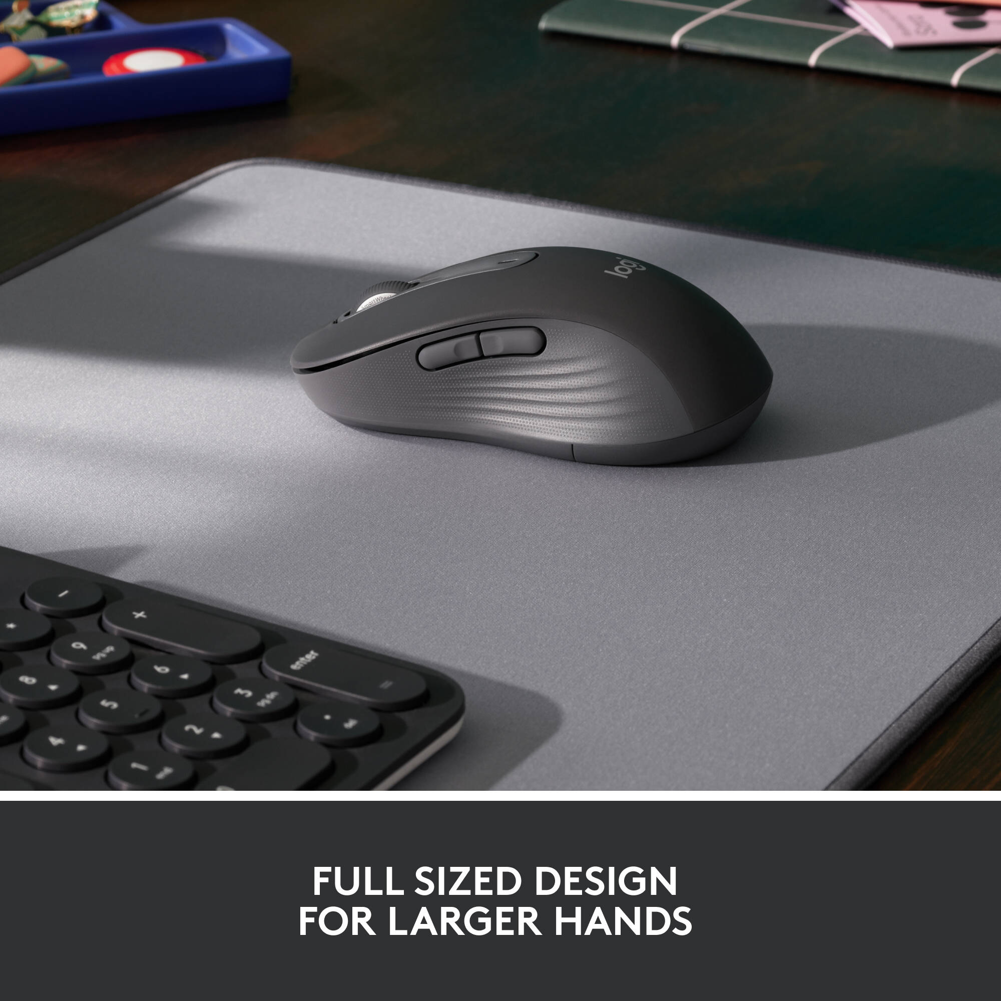 Logitech Signature M650 L for Business wireless mouse in graphite, large size for comfortable everyday office use — view 4
