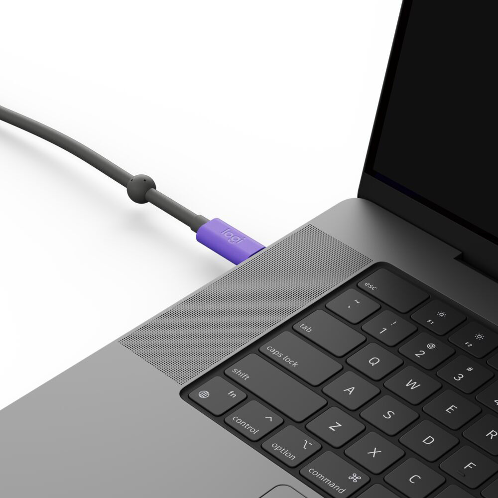 Logitech active USB cable for Meetup 2 and Rally Board 65 installations — view 6