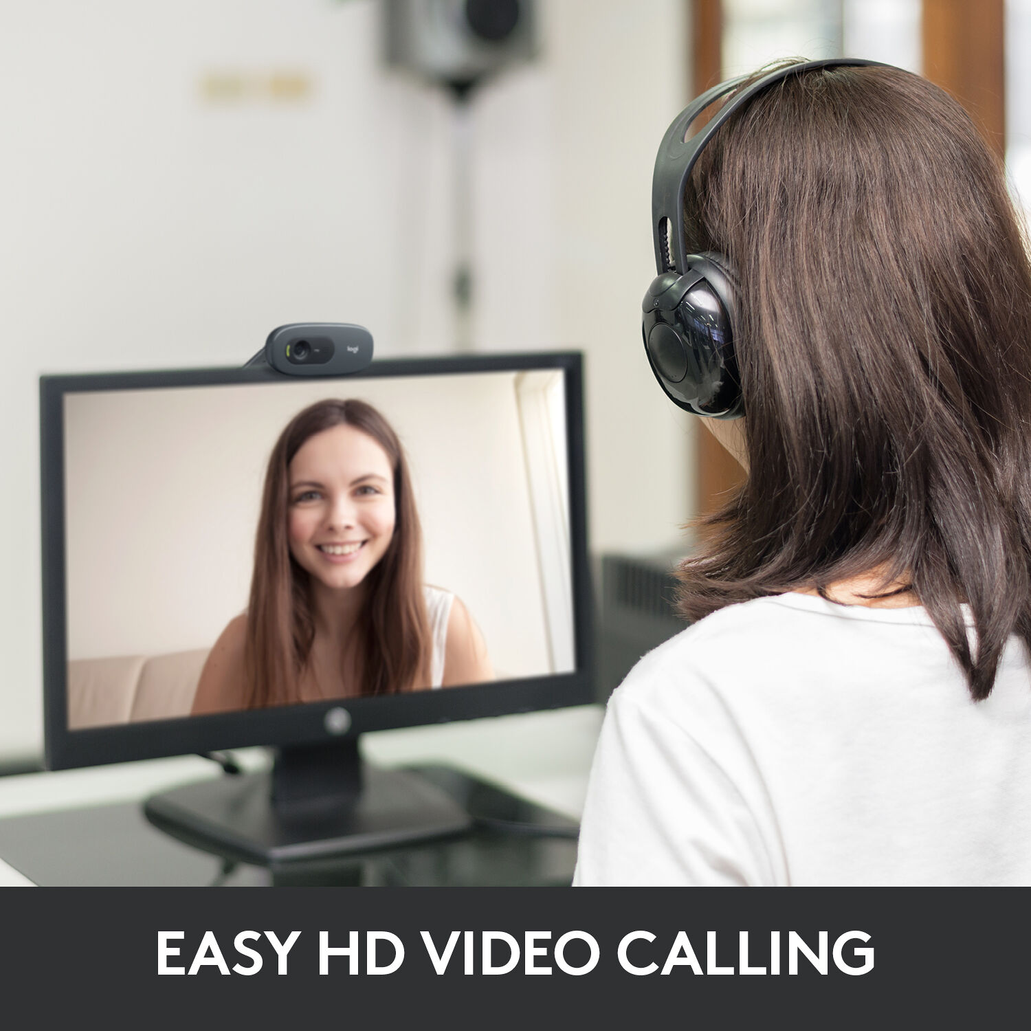 Logitech Webcam C270 compact USB webcam for HD 720p video calls — view 5