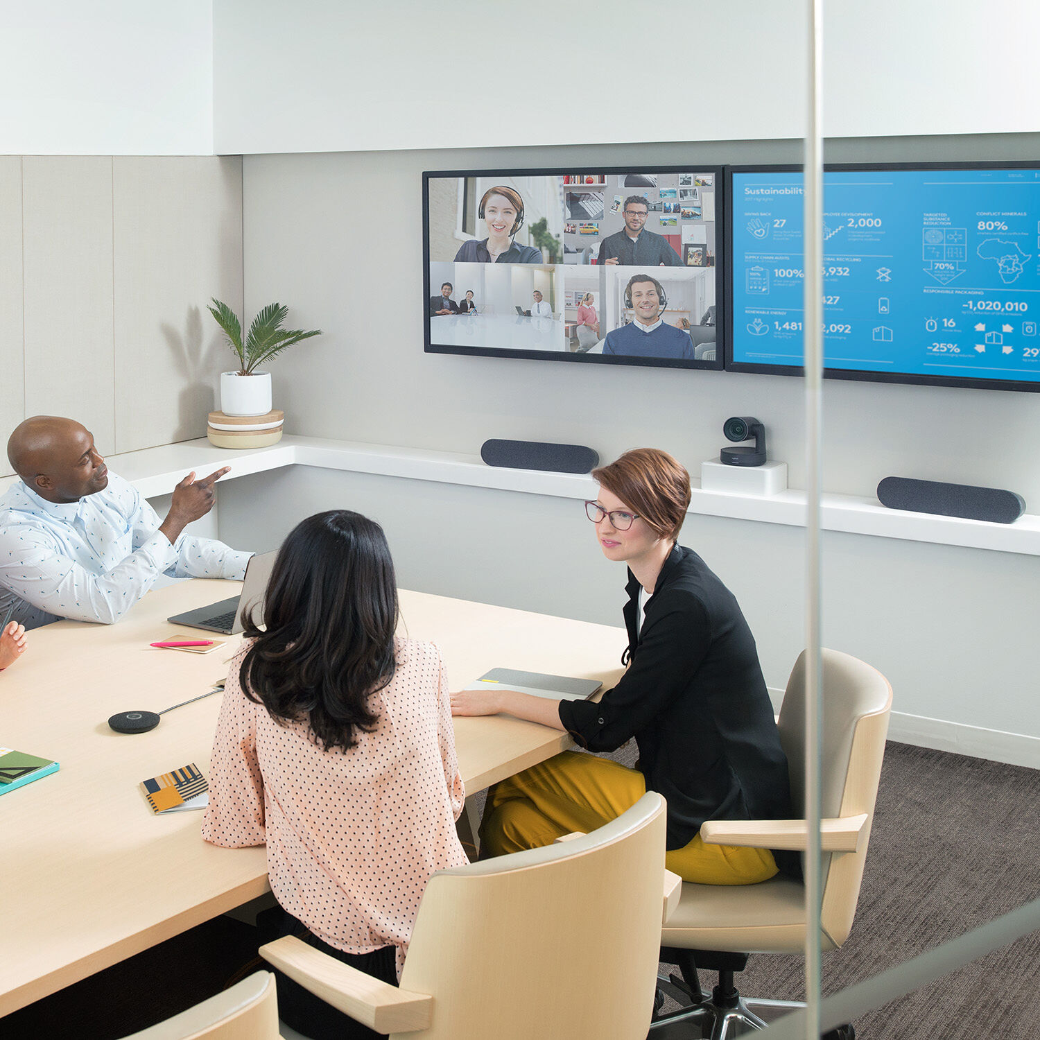 Logitech Rally Plus conference system with white mic pods for large meeting rooms — view 8