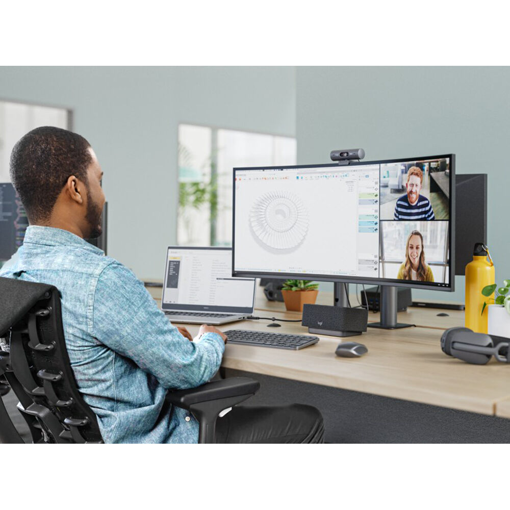 Logitech Brio 505 TAA-compliant graphite webcam for business video conferencing — view 14