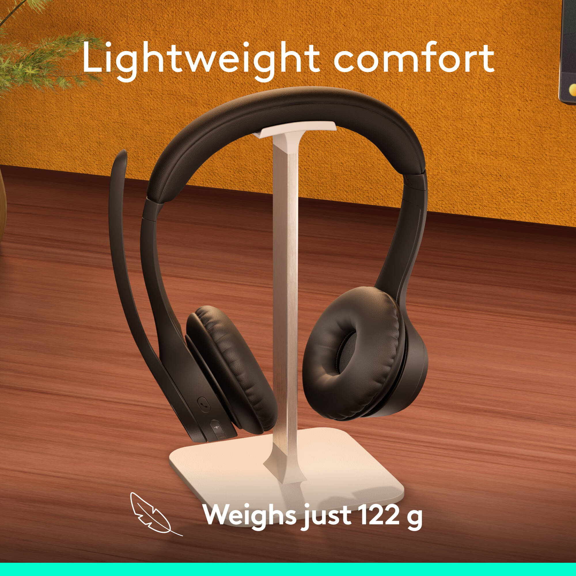 Logitech Zone 305 UC wireless headset with dongle for business calls — view 4