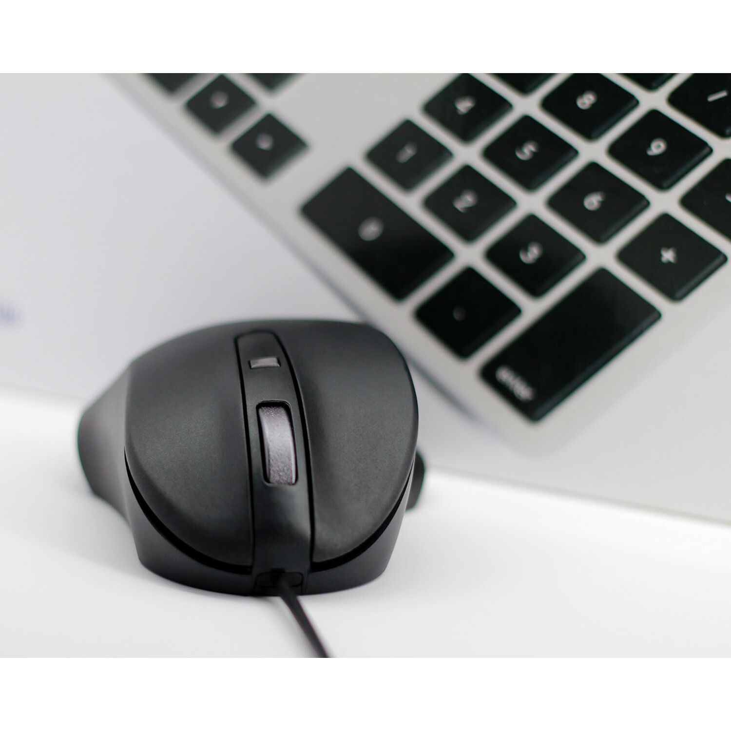 MATIAS M20CBB black wired USB-C PBT optical mouse — view 7