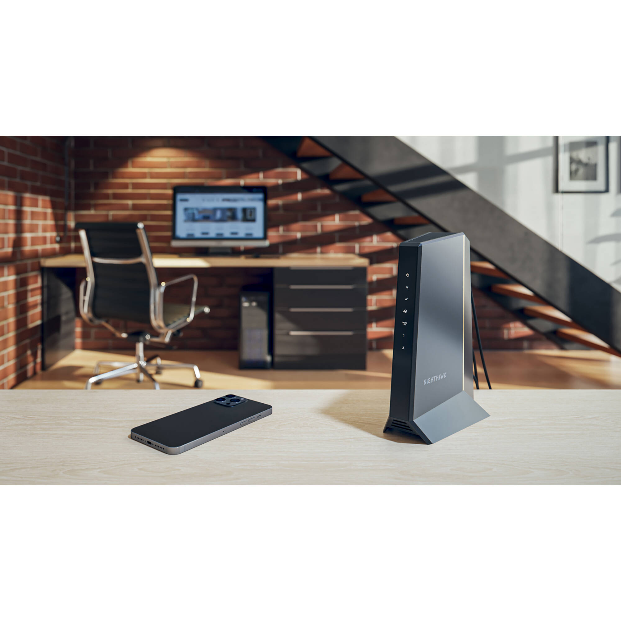 Netgear CM3000-100NAS DOCSIS 3.1 cable modem with 2.5G Ethernet port — view 6