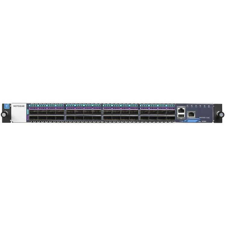 Netgear M4500-32C 1U managed data center switch with 100GbE connectivity — view 3