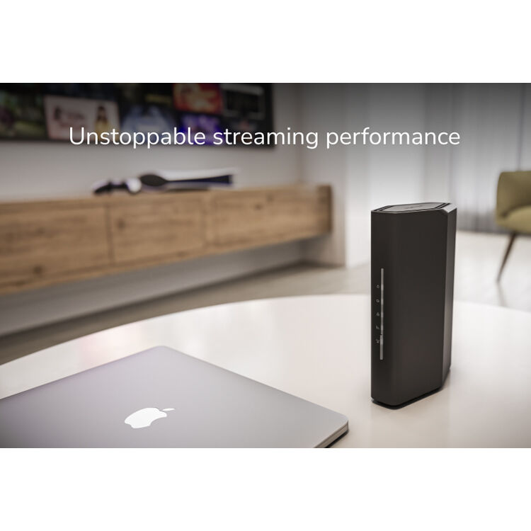 Netgear Nighthawk RS100-100NAS Wi‑Fi 7 router with BE3600 throughput and 4 ports — view 4