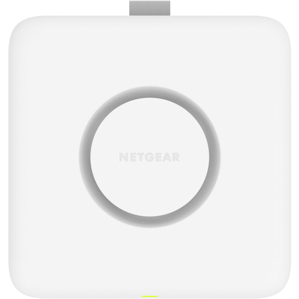 Netgear WBE750 Insight managed WiFi 7 tri-band indoor access point for enterprise wireless deployment — view 4
