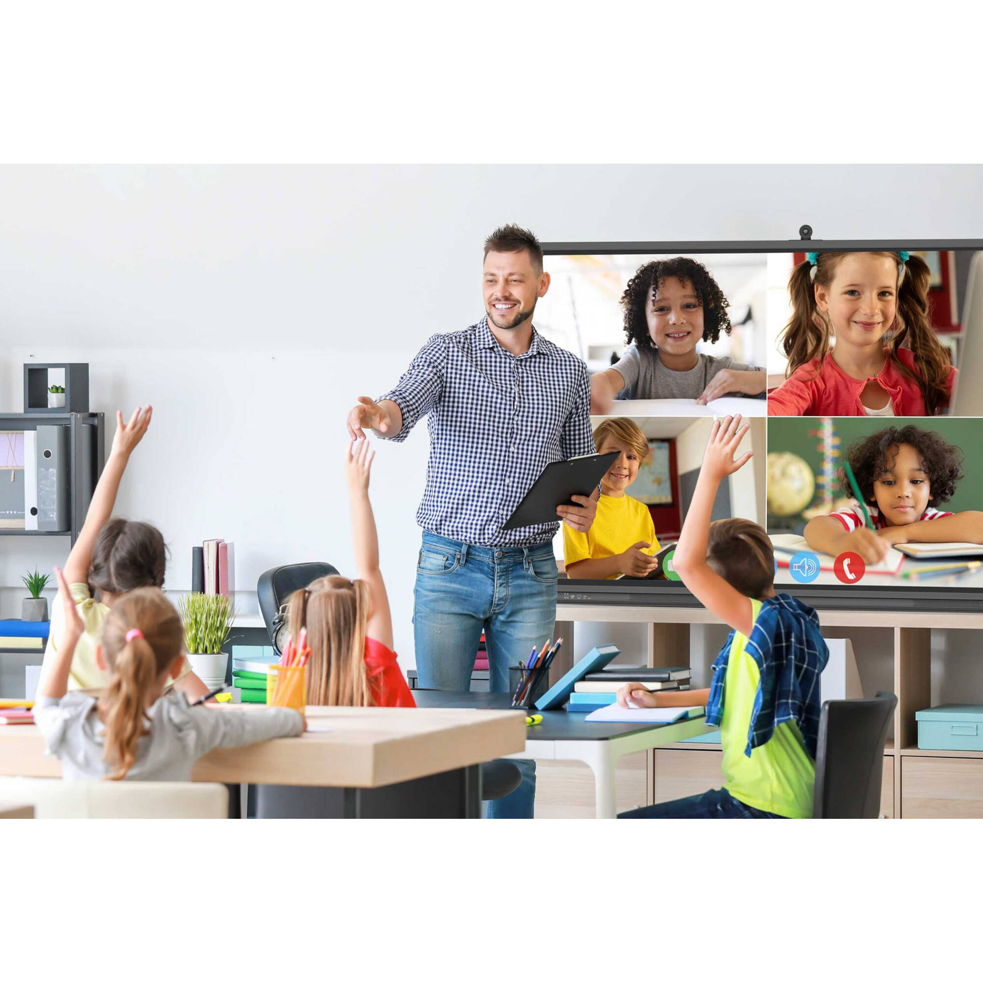 MIC-MODCAM4K Newline Interactive 4K webcam for conference room video collaboration — view 5