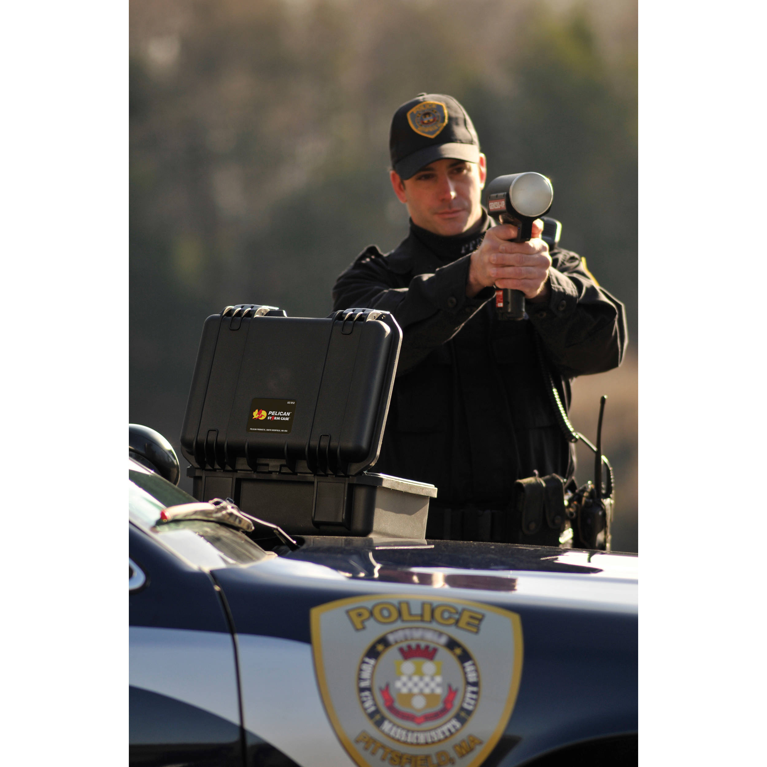 Black Pelican IM2100 Storm Case with foam interior for protecting sensitive equipment — view 7