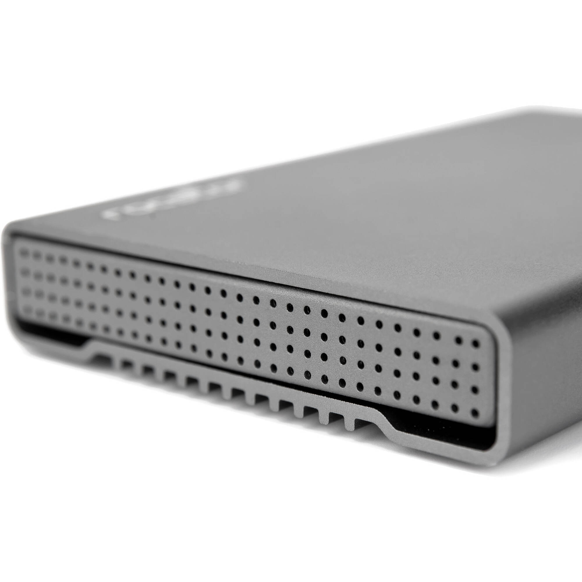 Rocstor Rocpro P33 8TB portable SSD with USB-C and USB Type-A cables — view 6