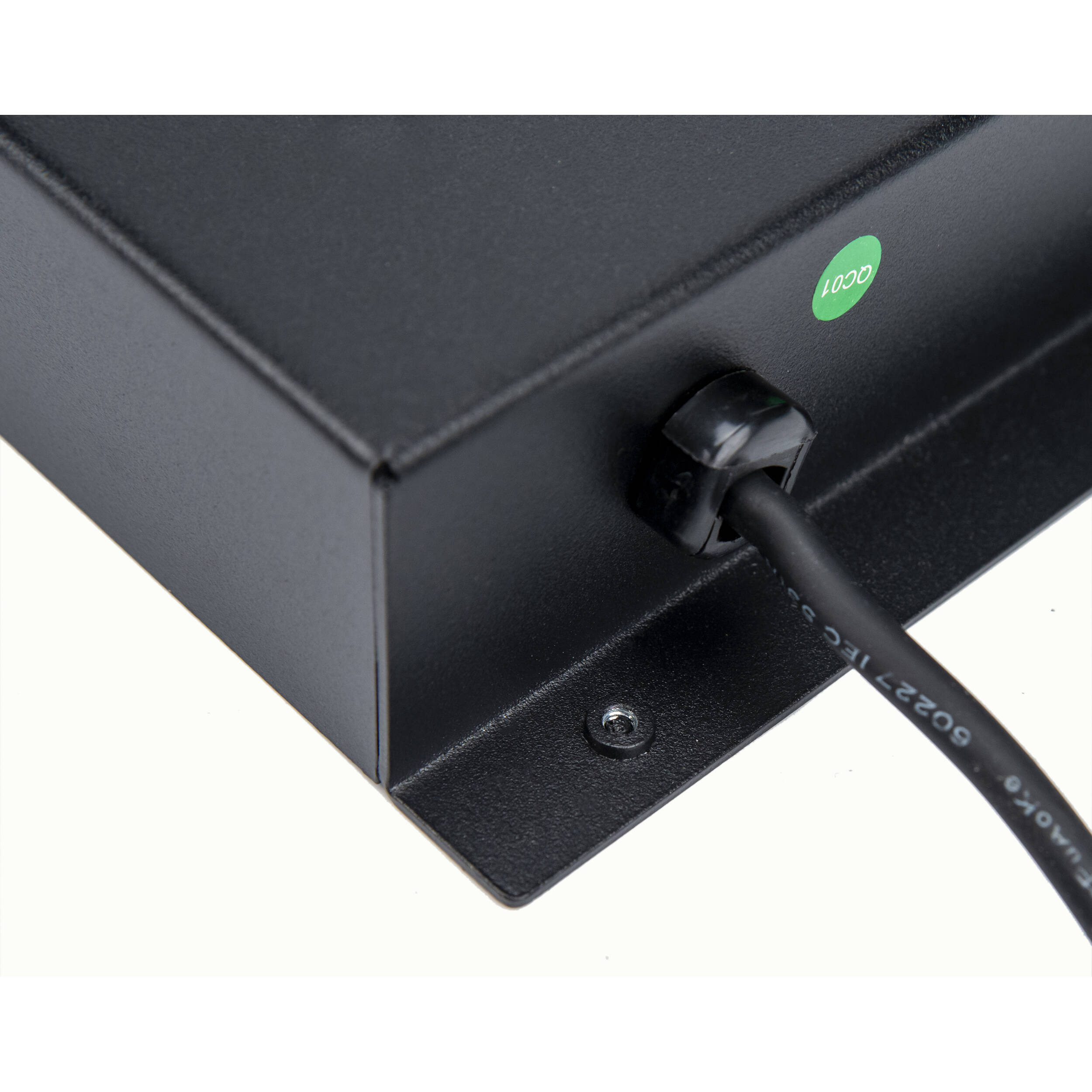 Rocstor SolidRack fan tray for R3100 rack with six fans and 110/120 V power — view 4