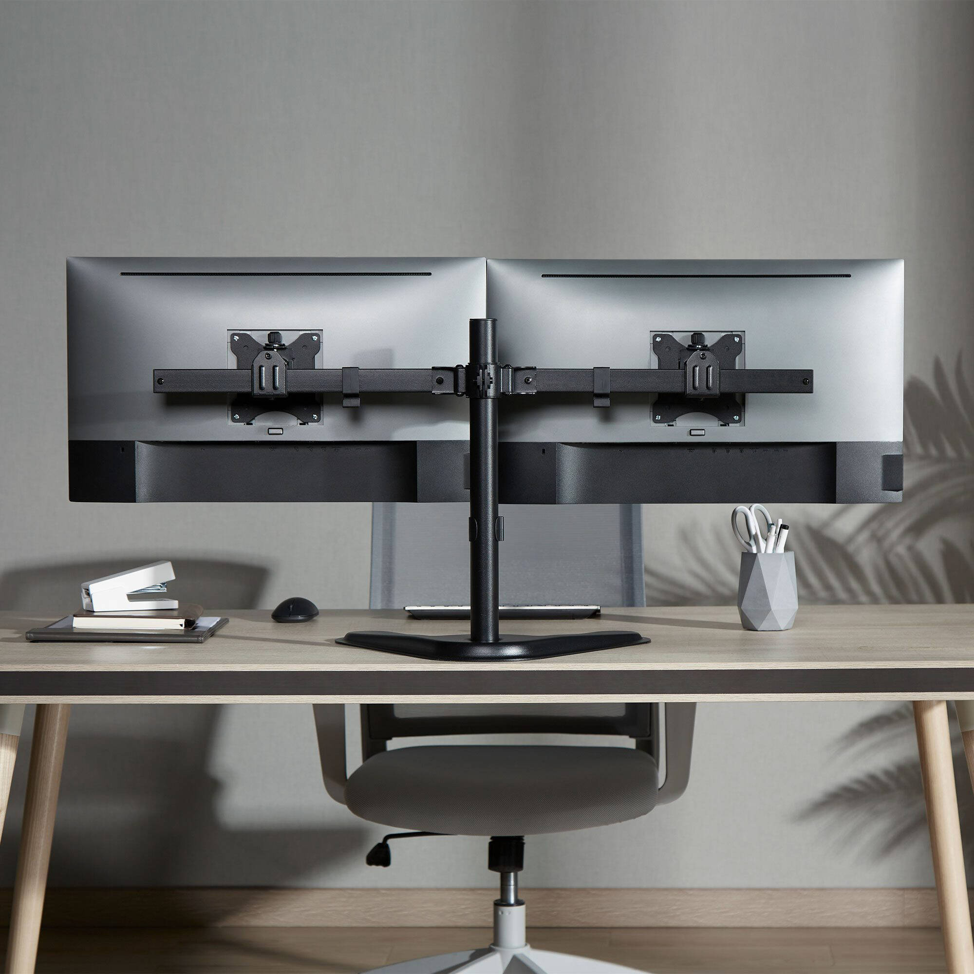 ERGOREACH EP2 premium free-standing dual-screen pole mount monitor stand — view 10