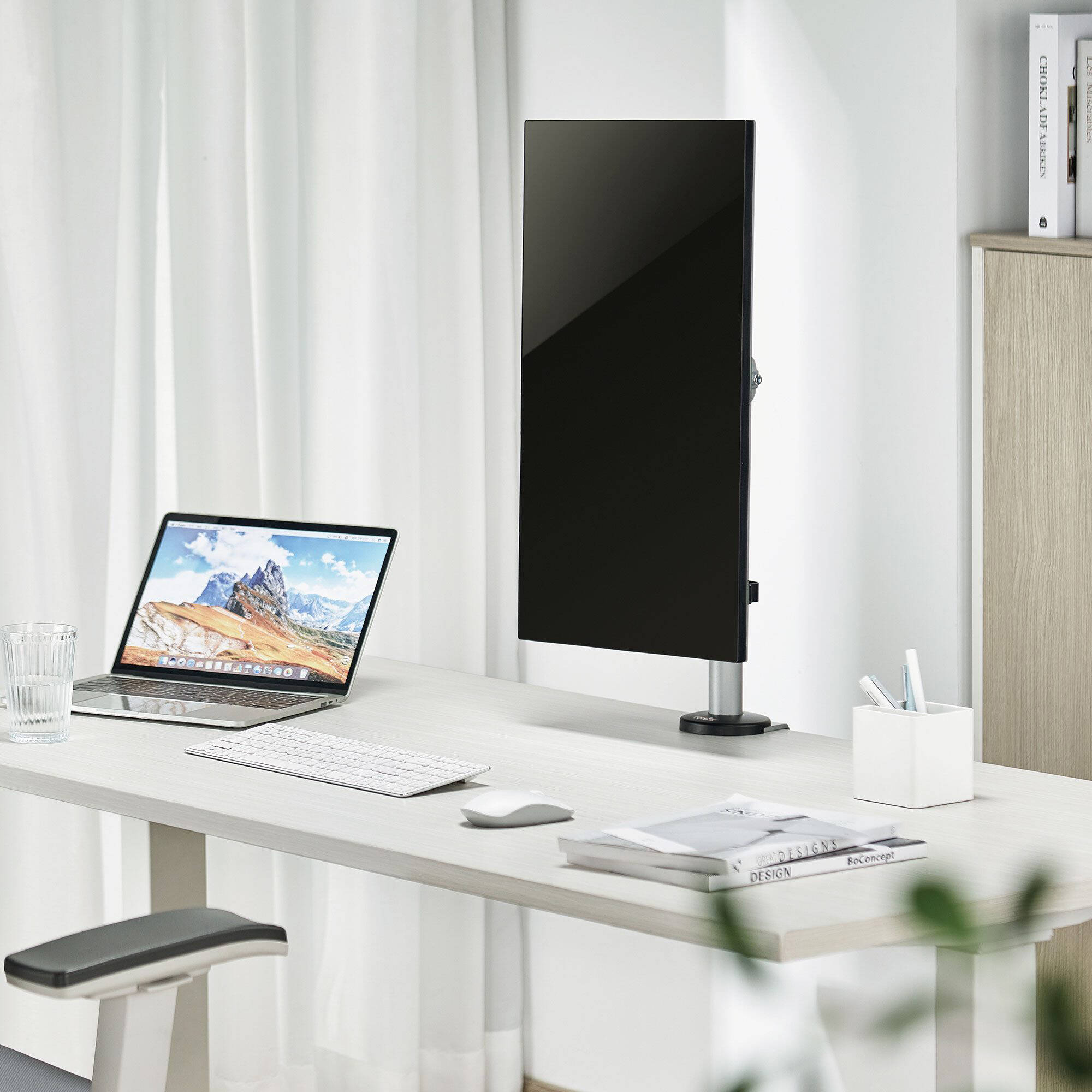 ERGOREACH EP12 single aluminum monitor mount with C-clamp and grommet support — view 10