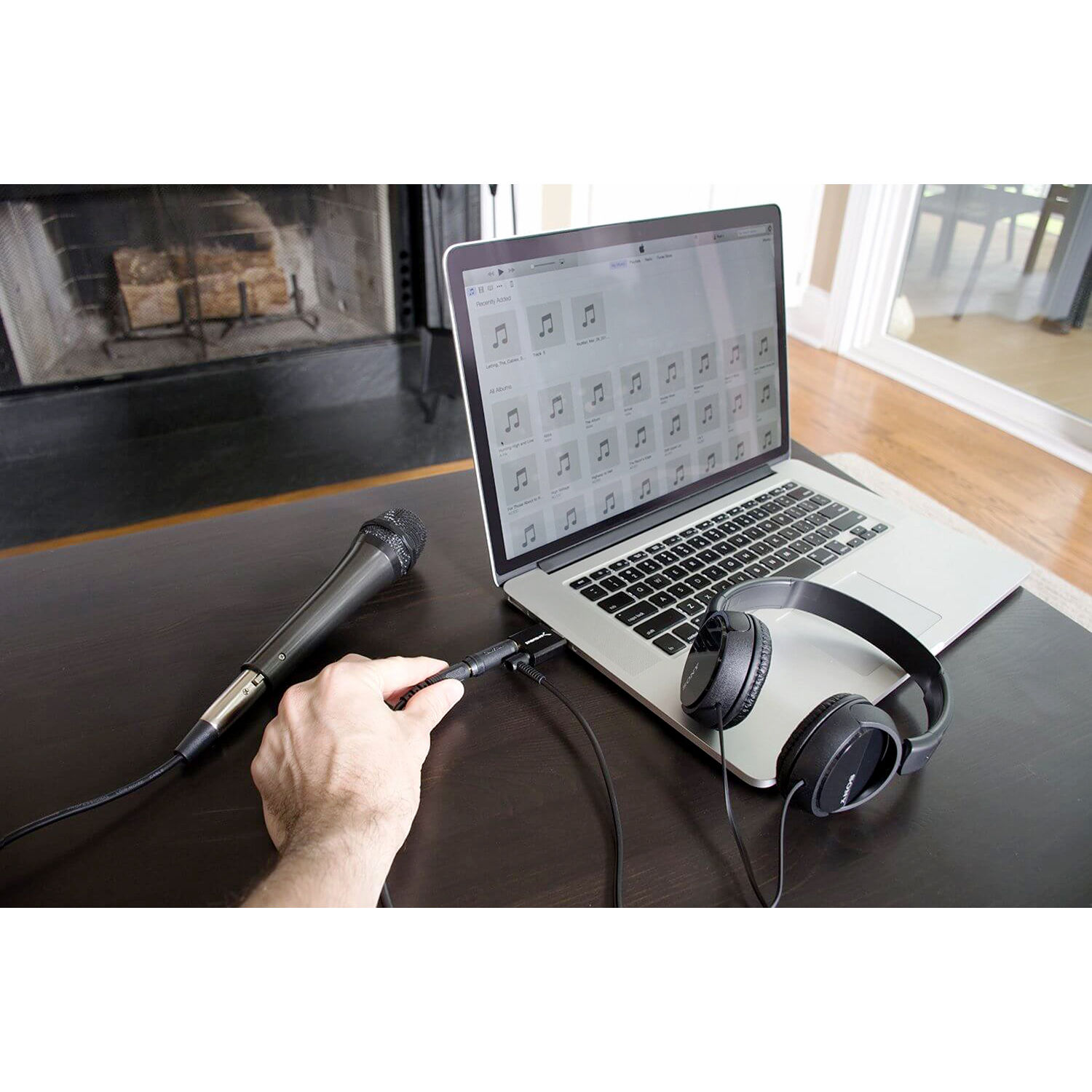 Sabrent AU-EMCB stereo sound adapter for Windows and Mac USB audio accessory — view 5
