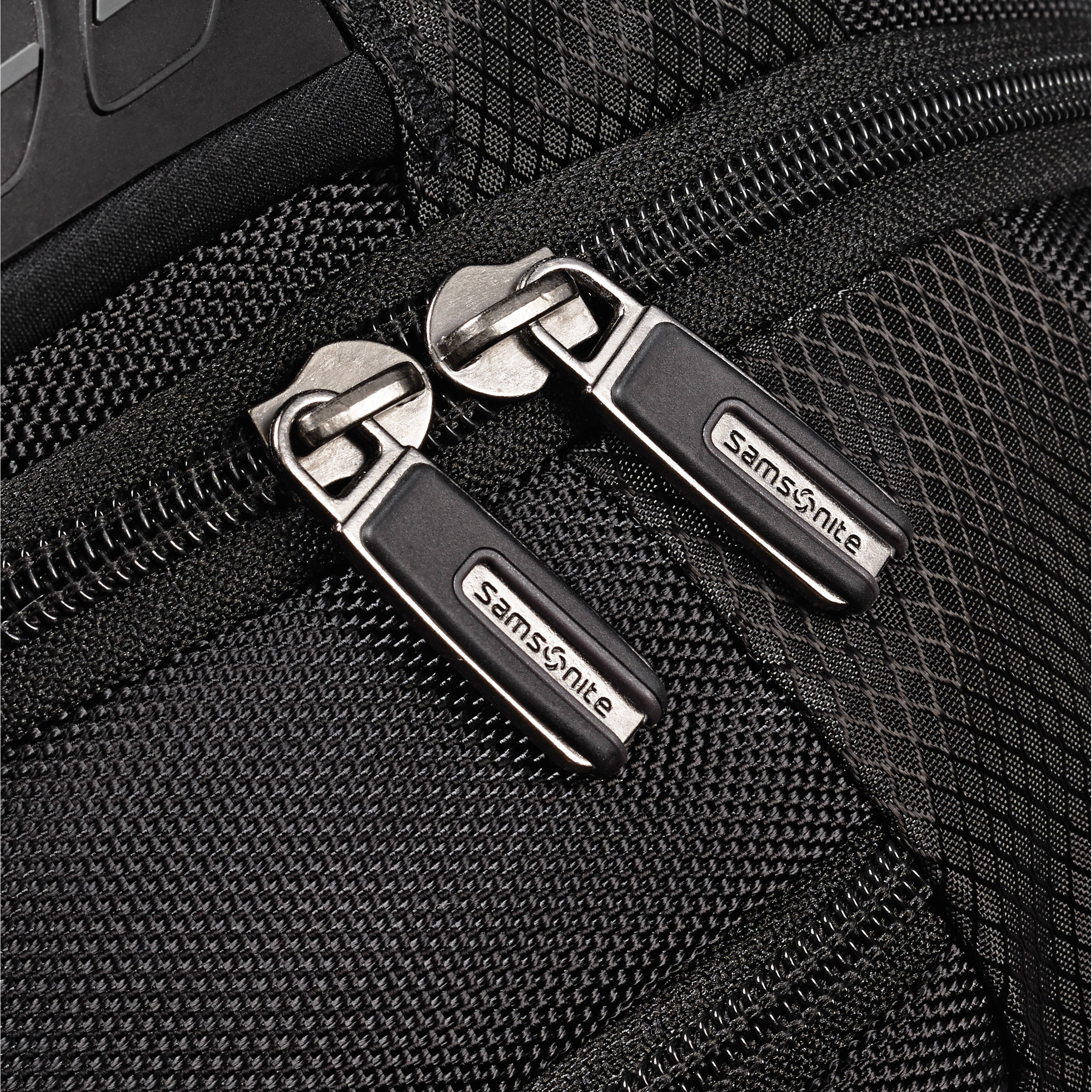 17" TECTONIC 2 LARGE BACKPACK, BLK/BLK — view 10
