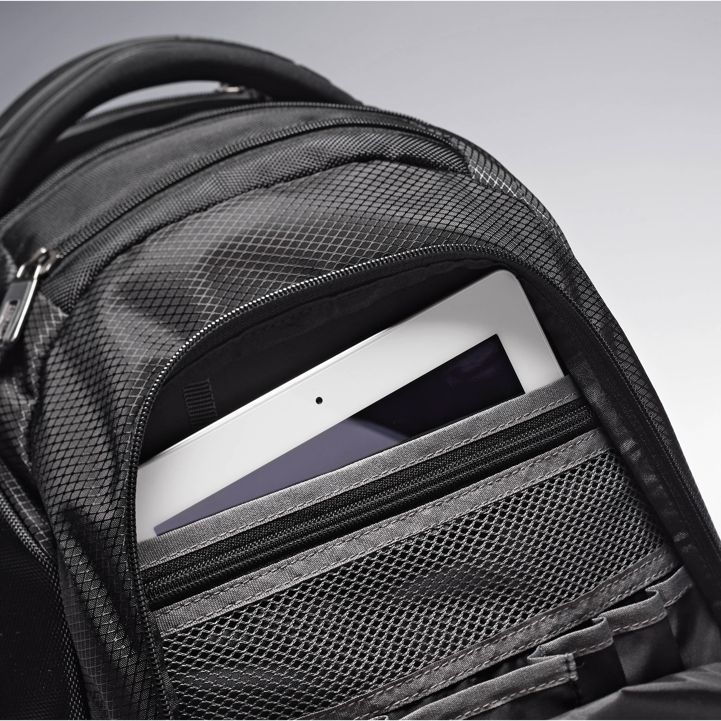 17" TECTONIC 2 LARGE BACKPACK, BLK/BLK — view 6