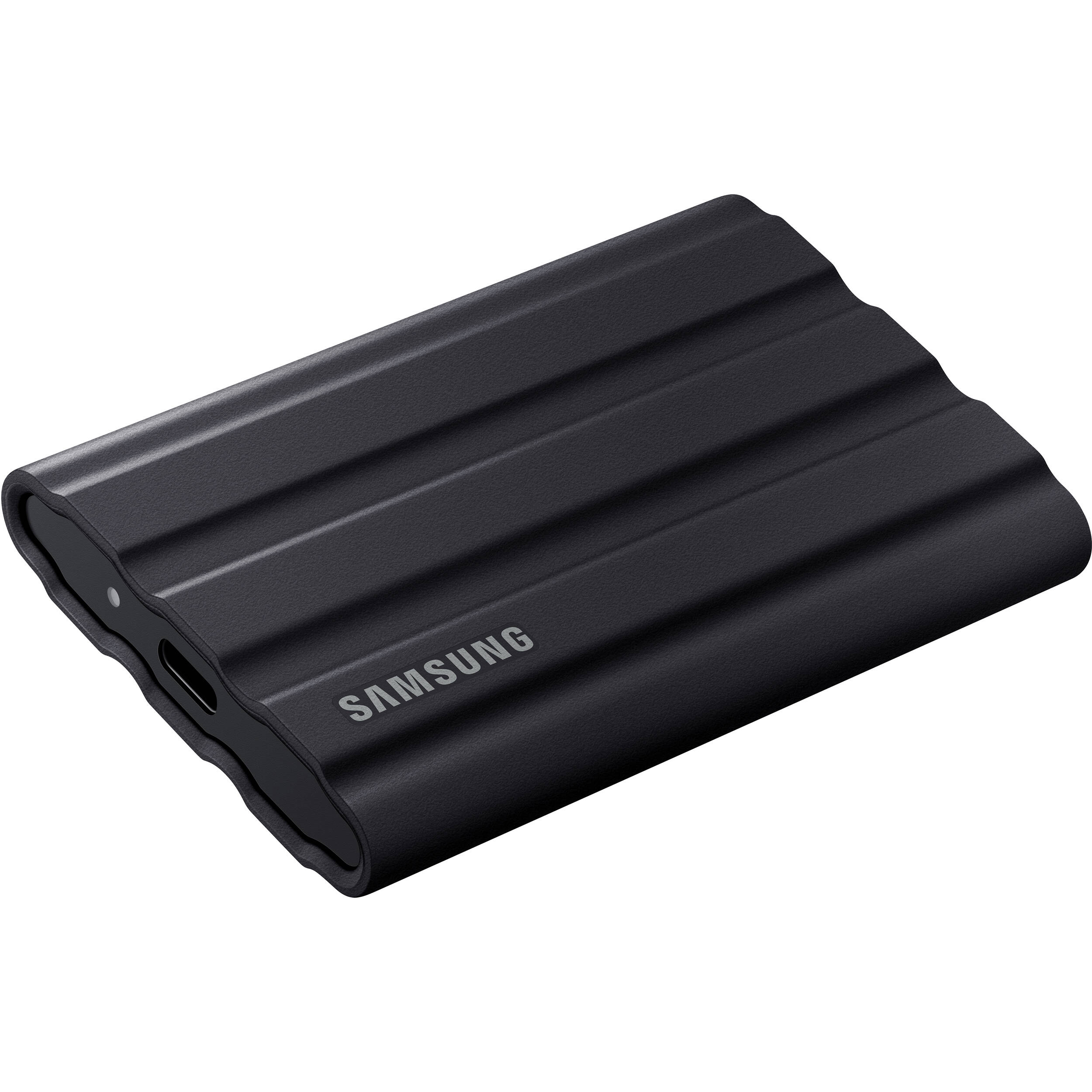 Samsung T7 Shield 1TB black rugged portable SSD with USB 3.1 Gen 2 — view 3