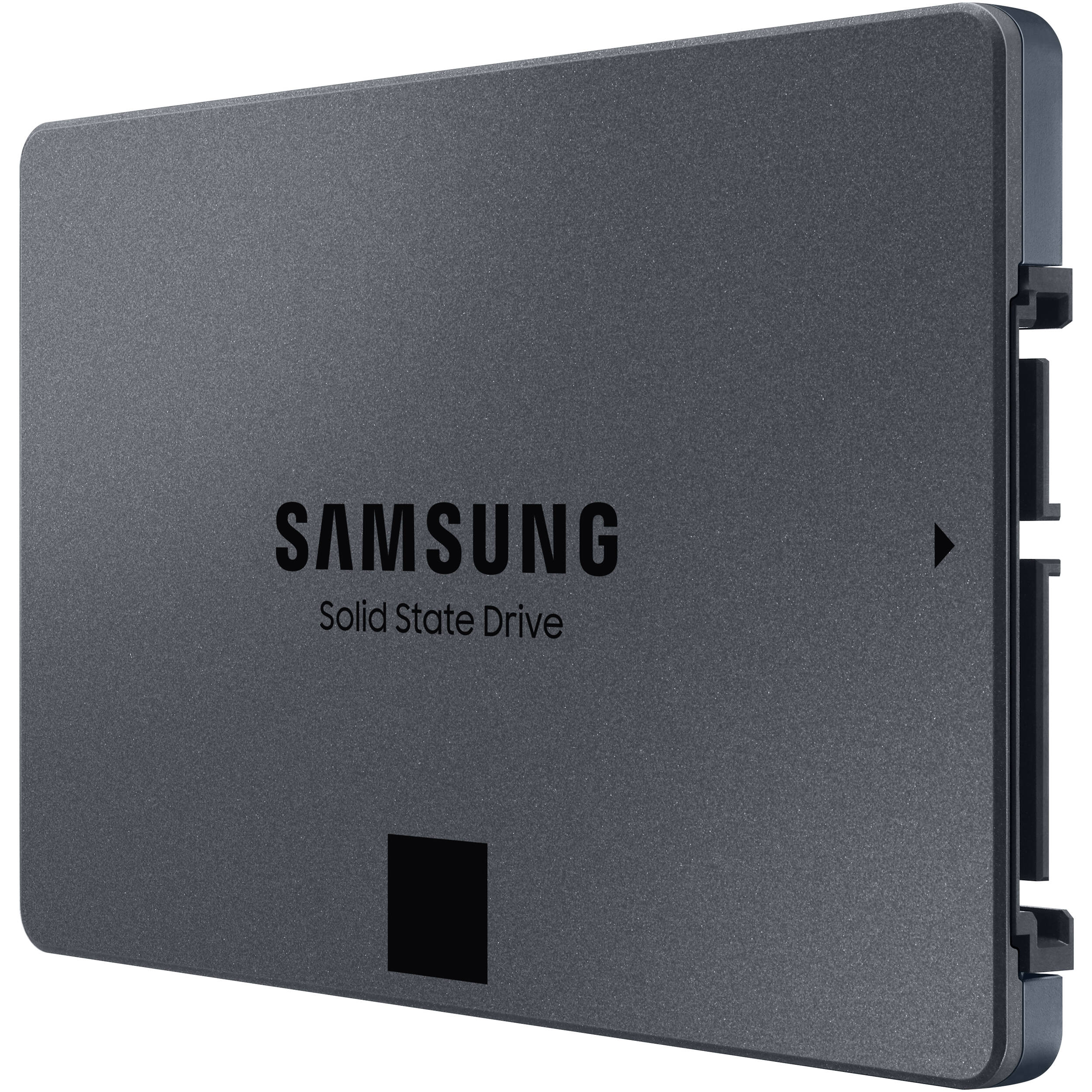 Samsung 870 QVO 8TB 2.5-inch SATA internal SSD for desktop PC storage expansion — view 3