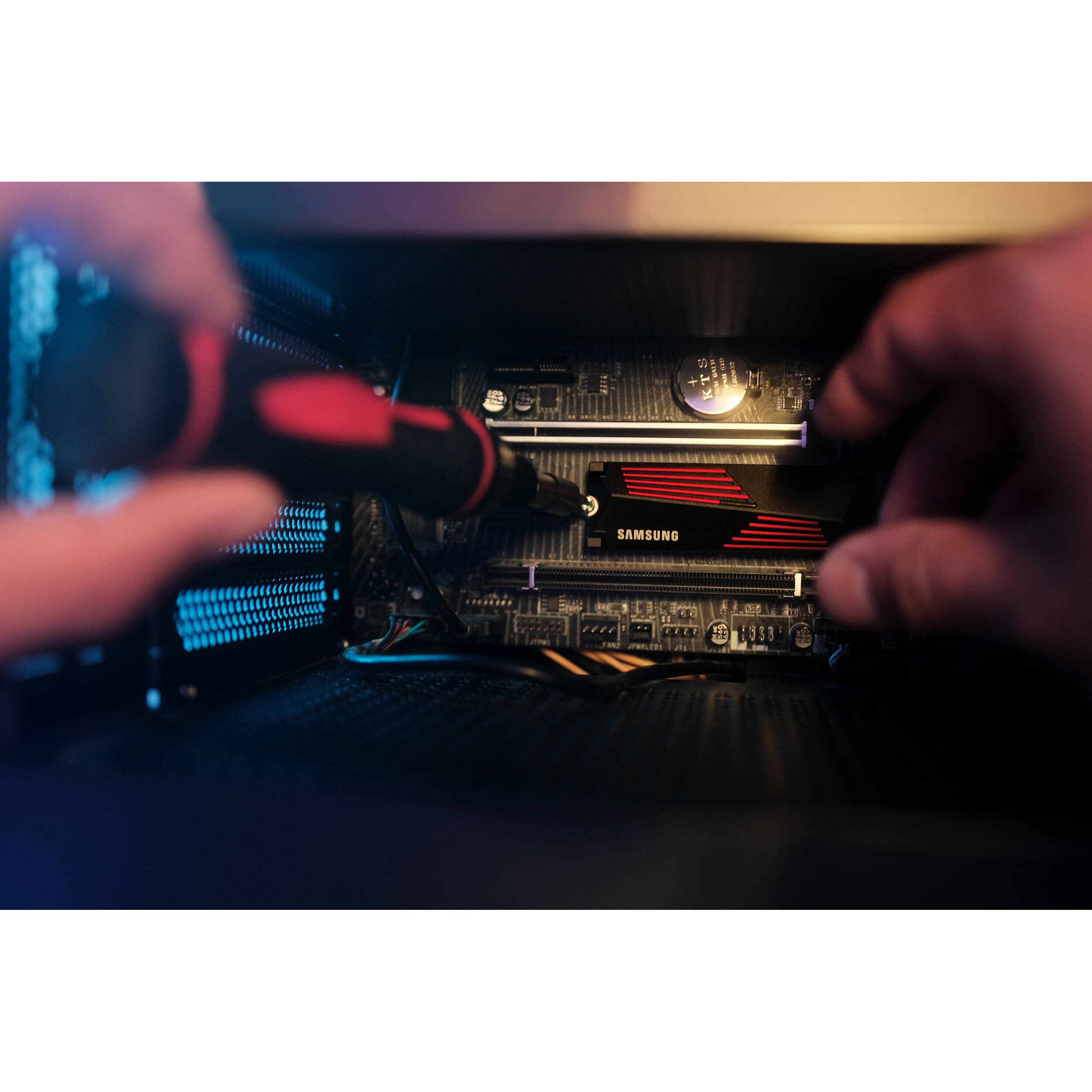 2TB 990 PRO M.2 4.0 Heatsink — view 16