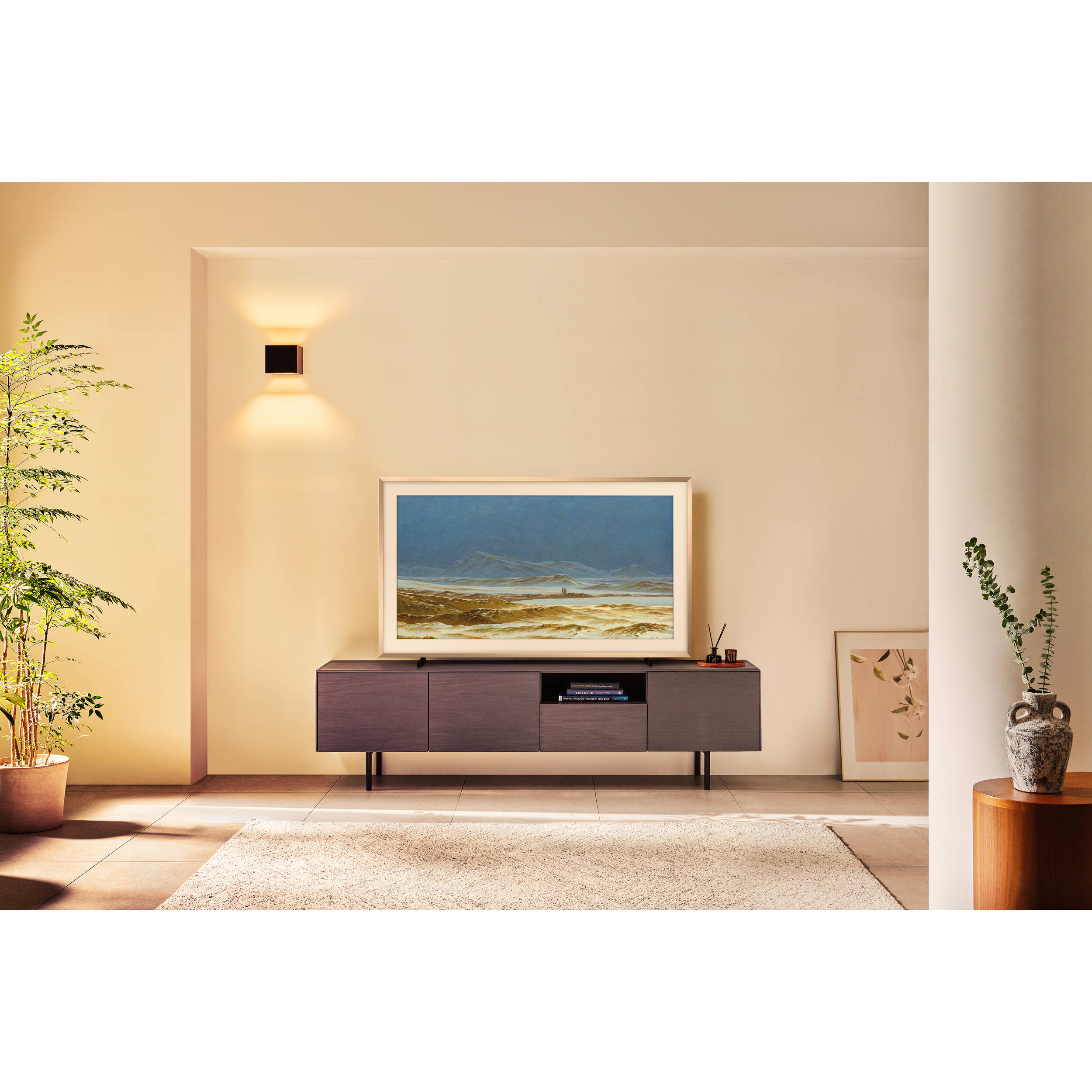 Samsung 32-inch QLED 4K Smart TV with The Frame design and SolarCell Remote — view 16