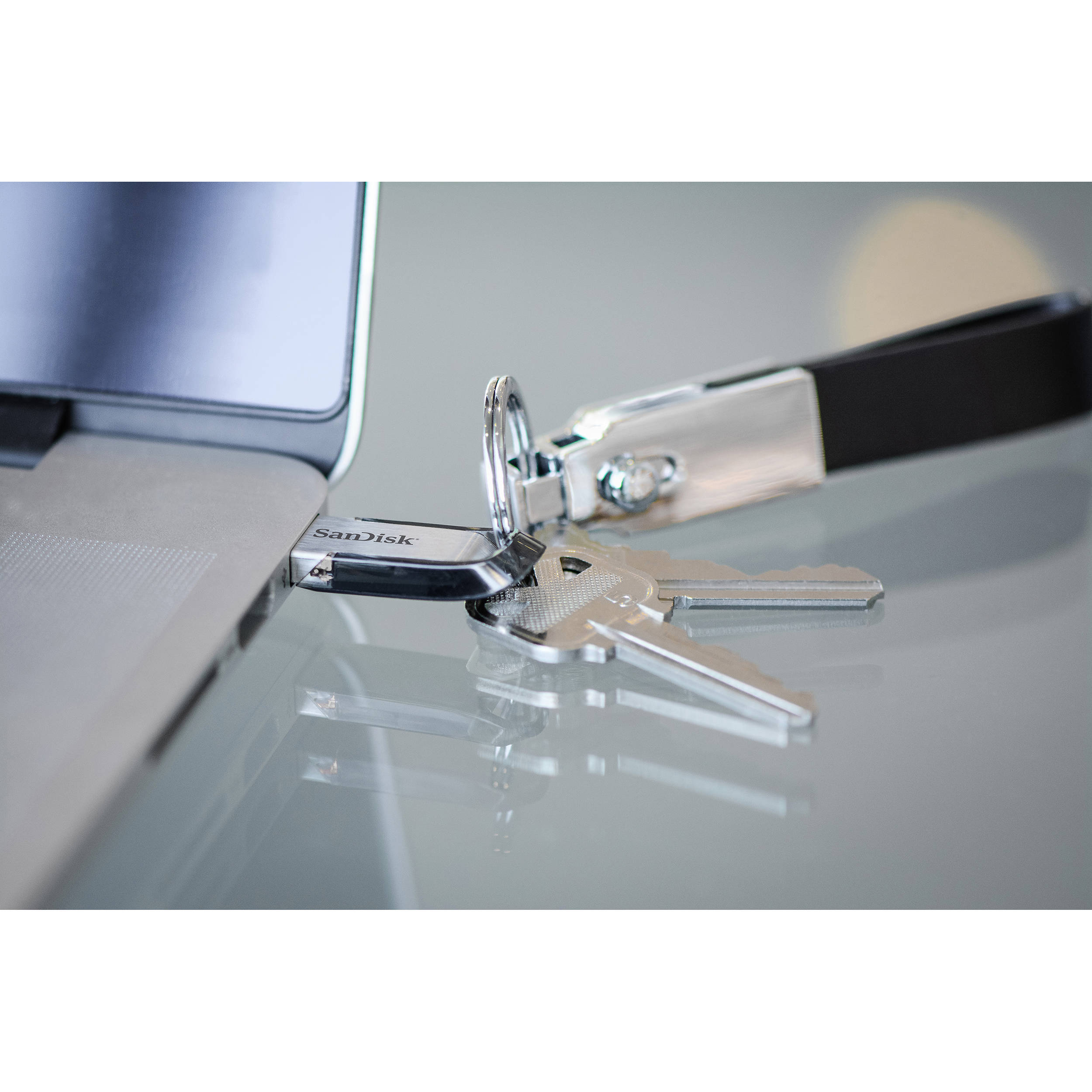 SanDisk Ultra Flair 256GB USB 3.0 flash drive with metal casing — view 6