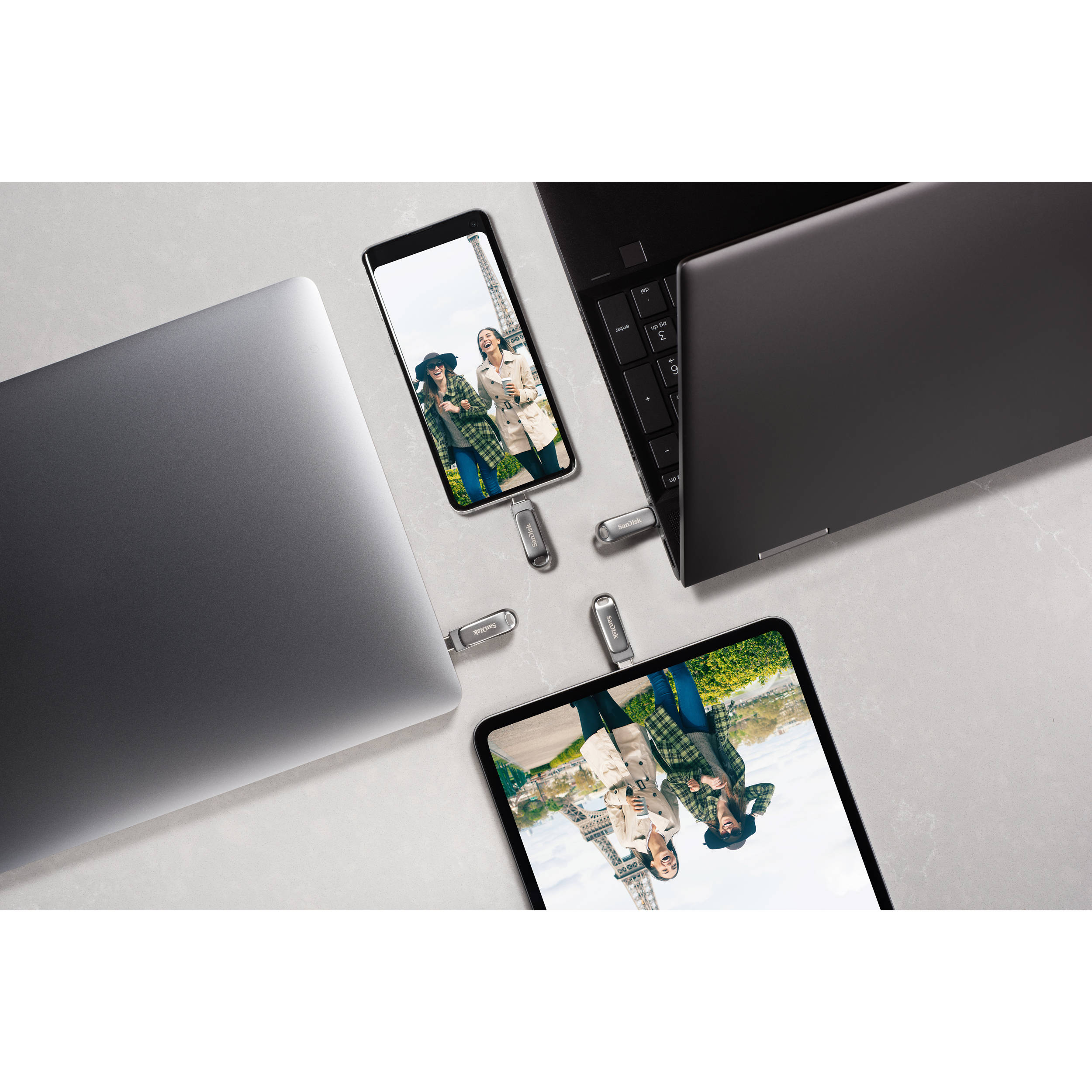 SanDisk Ultra Dual Drive Luxe 64GB all-metal USB-C and USB-A flash drive — view 10
