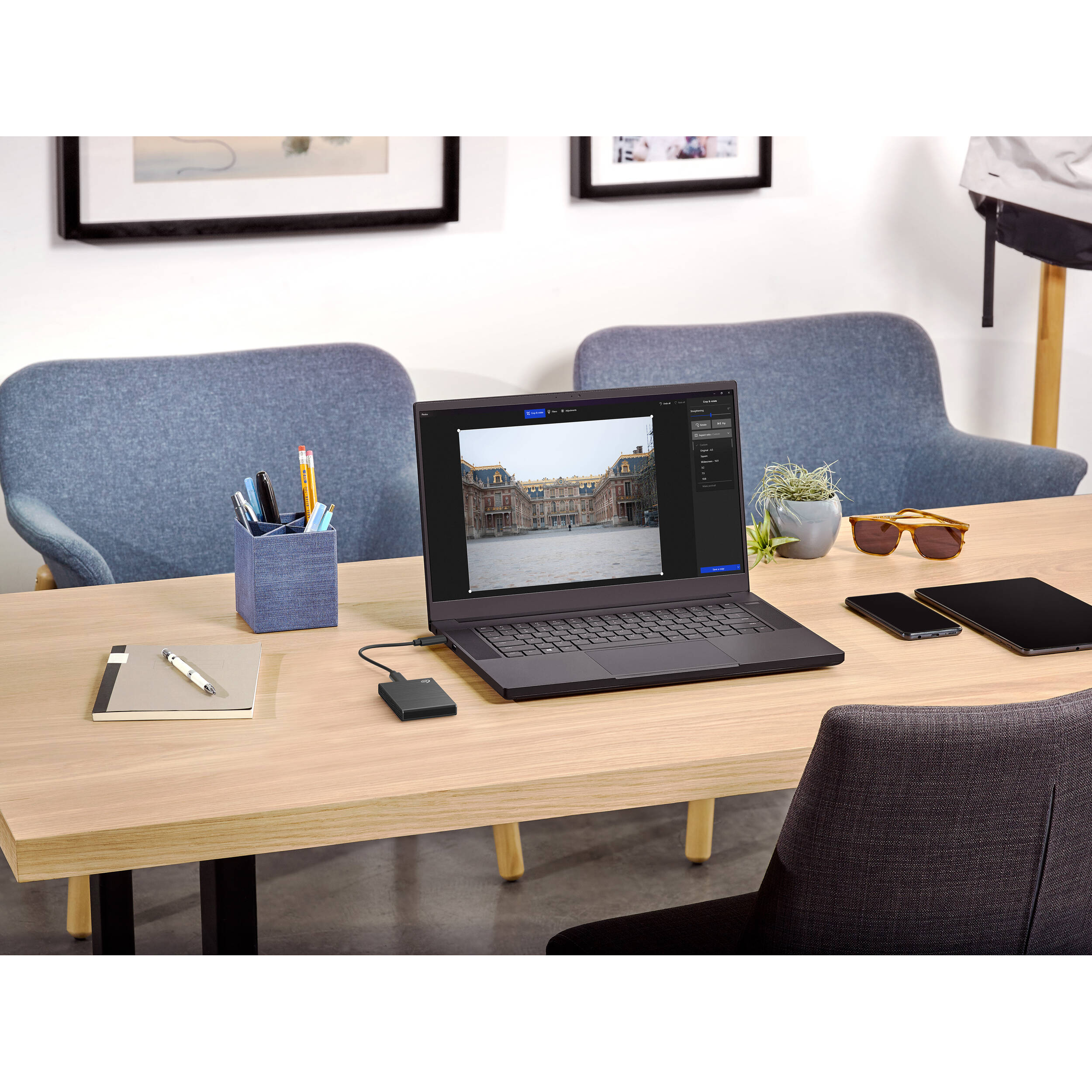 Seagate 2TB USB-C external SSD for fast portable file transfers and mobile backup — view 11