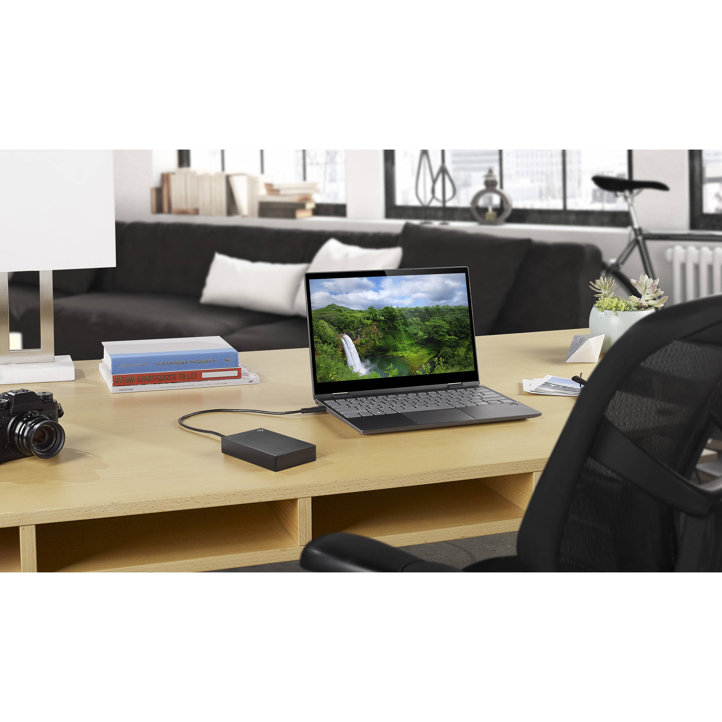 Seagate Expansion Portable 4TB external hard drive with USB 3.2 Gen 1 connectivity — view 11