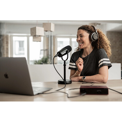 Shure MV7X black dynamic podcast microphone with XLR connector — view 9