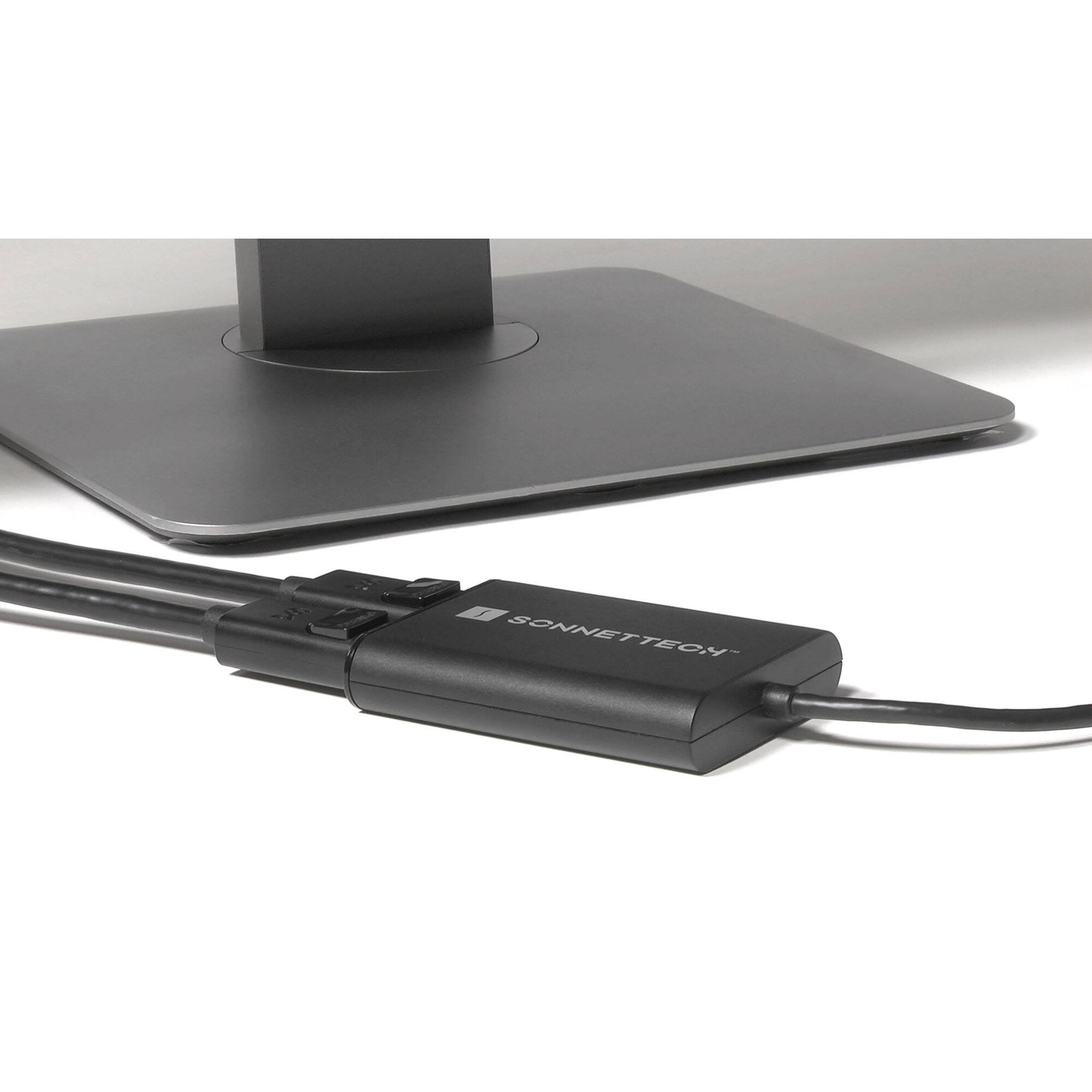 Sonnet USB 3 DisplayLink dual 4K 60 Hz DisplayPort adapter — view 6