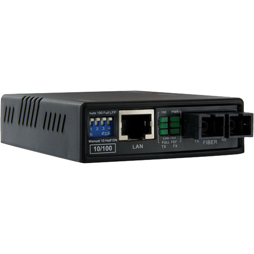 StarTech MCM110SC2 Gigabit Ethernet media converter for copper to fiber bridging — view 3