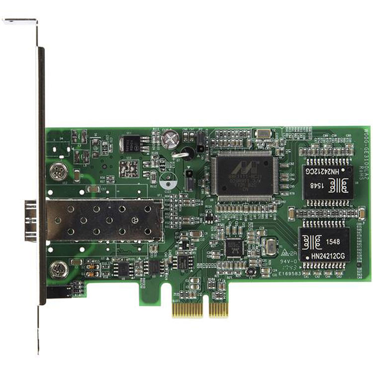 StarTech PCIe SFP fiber network card with open SFP slot and low-profile bracket — view 2