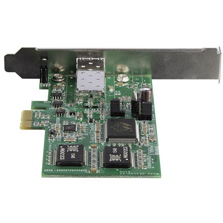 StarTech PCIe SFP fiber network card with open SFP slot and low-profile bracket — view 4