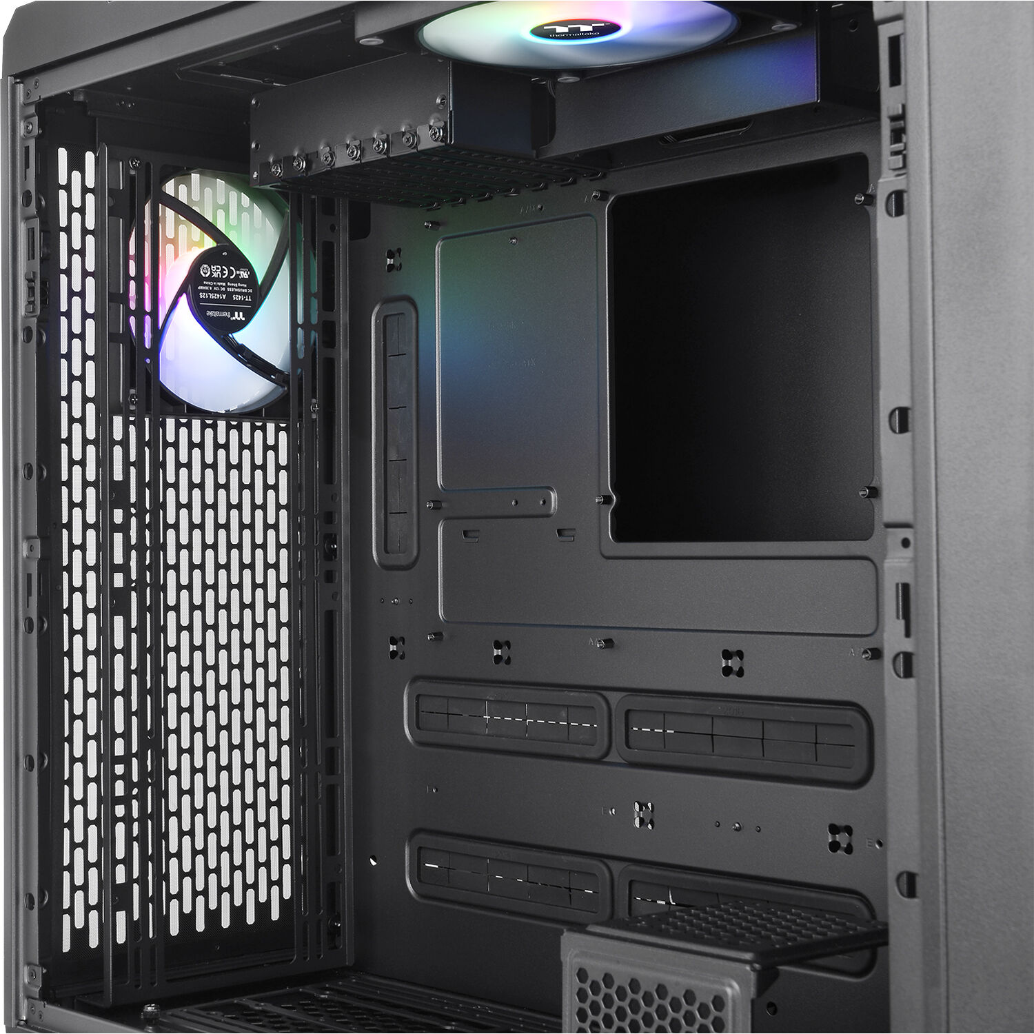 Thermaltake C750 TG ARGB Black mid tower PC case with tempered glass side panel — view 24