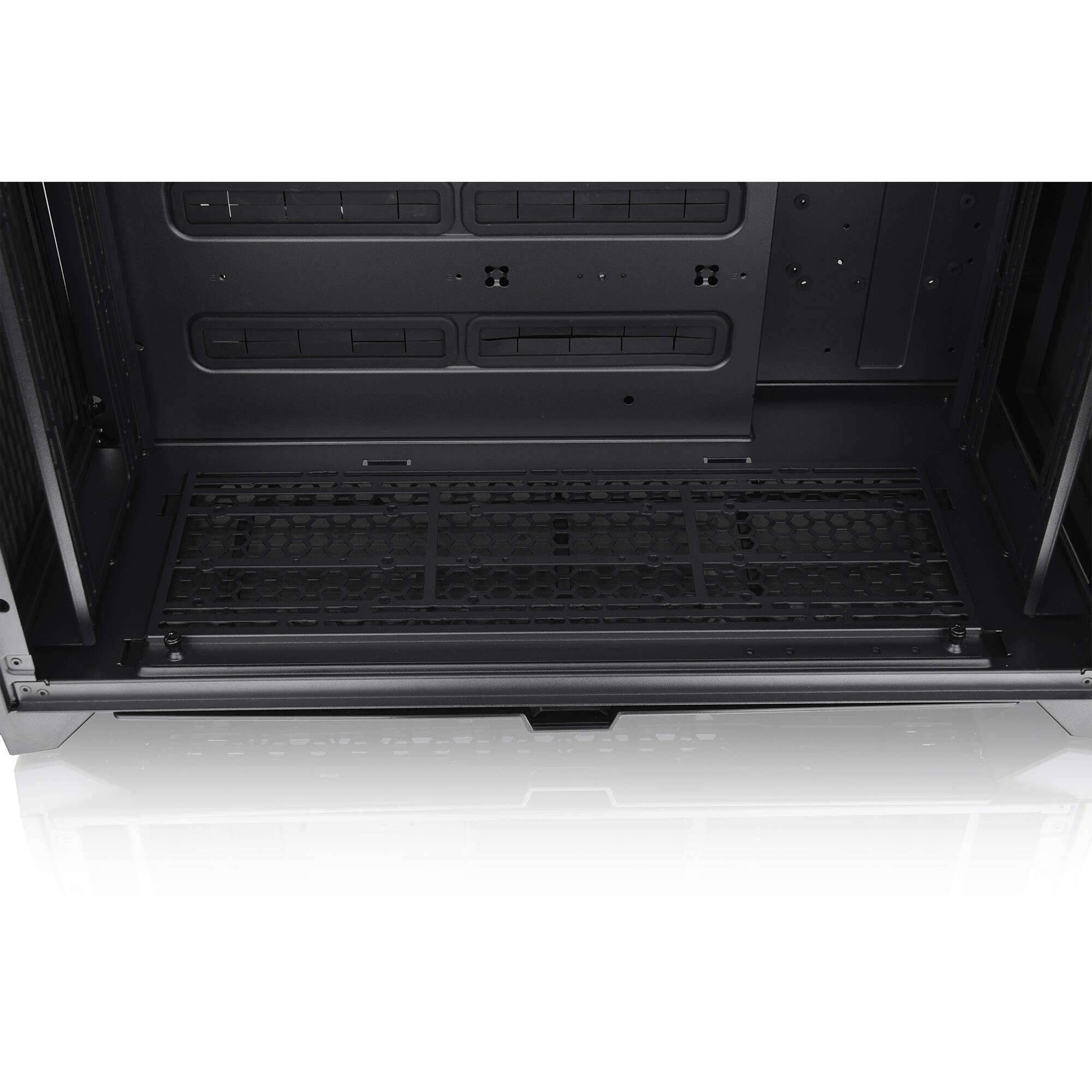 Thermaltake C750 TG ARGB Black mid tower PC case with tempered glass side panel — view 33