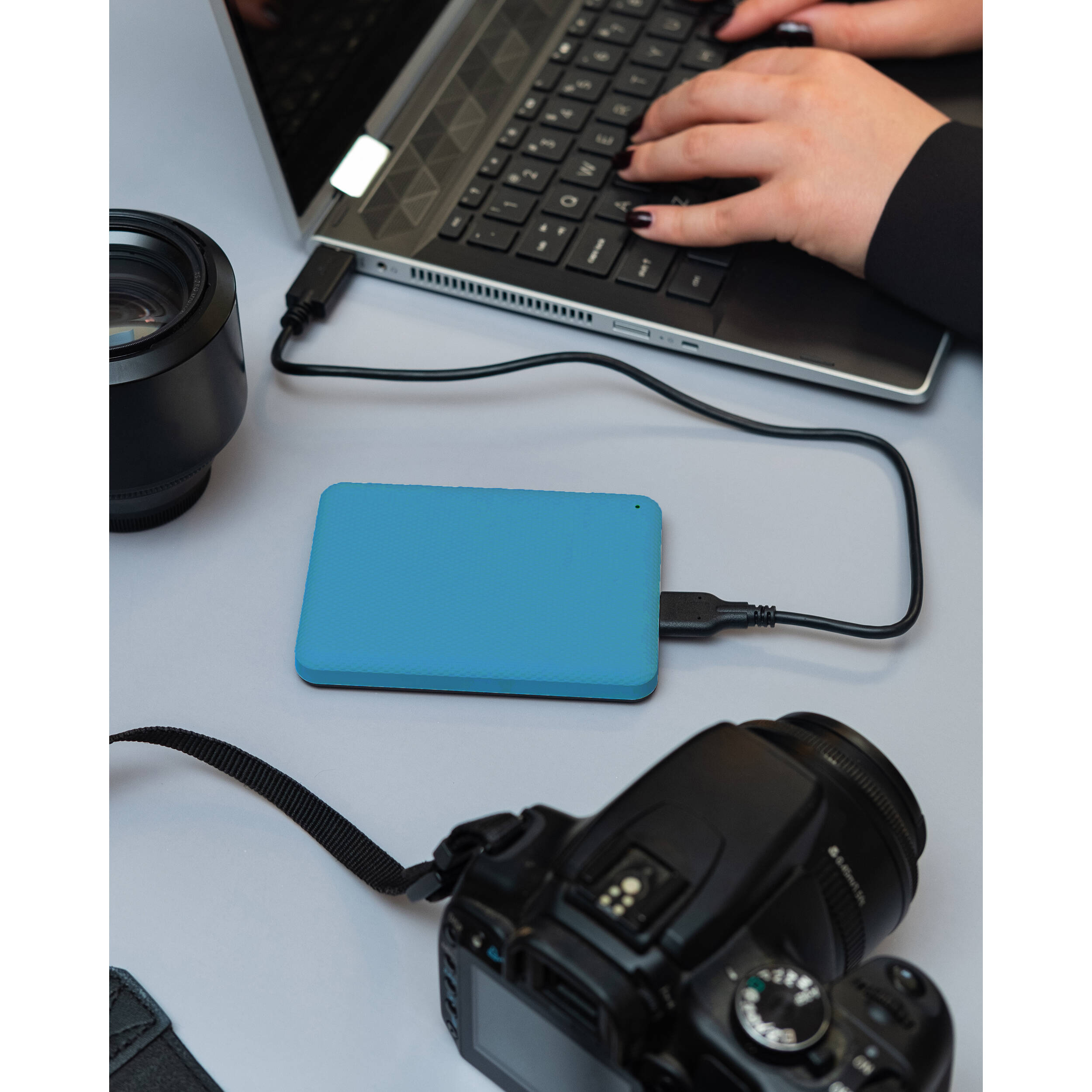 Toshiba Canvio Advance 2TB portable hard drive in green with USB 3.0 connectivity — view 12