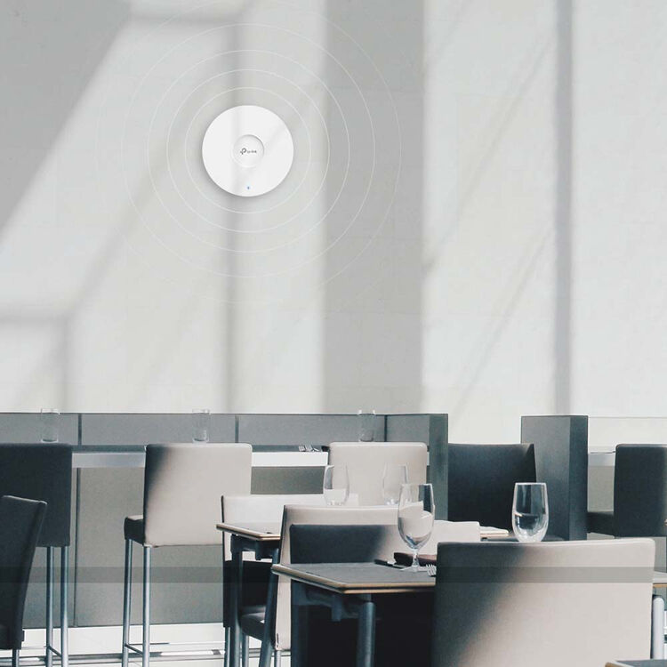 TP-Link Omada EAP620 HD AX1800 Wi‑Fi 6 indoor access point for high-density deployments — view 7