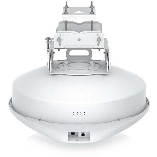 Ubiquiti UISP airFiber 60 XG 60 GHz point-to-point wireless bridge with backup radio — view 10