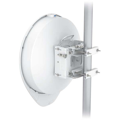 Ubiquiti UISP airFiber 60 XG 60 GHz point-to-point wireless bridge with backup radio — view 8