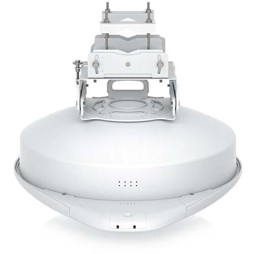 Ubiquiti UISP airFiber 60 XG 60 GHz point-to-point wireless bridge with backup radio — view 9
