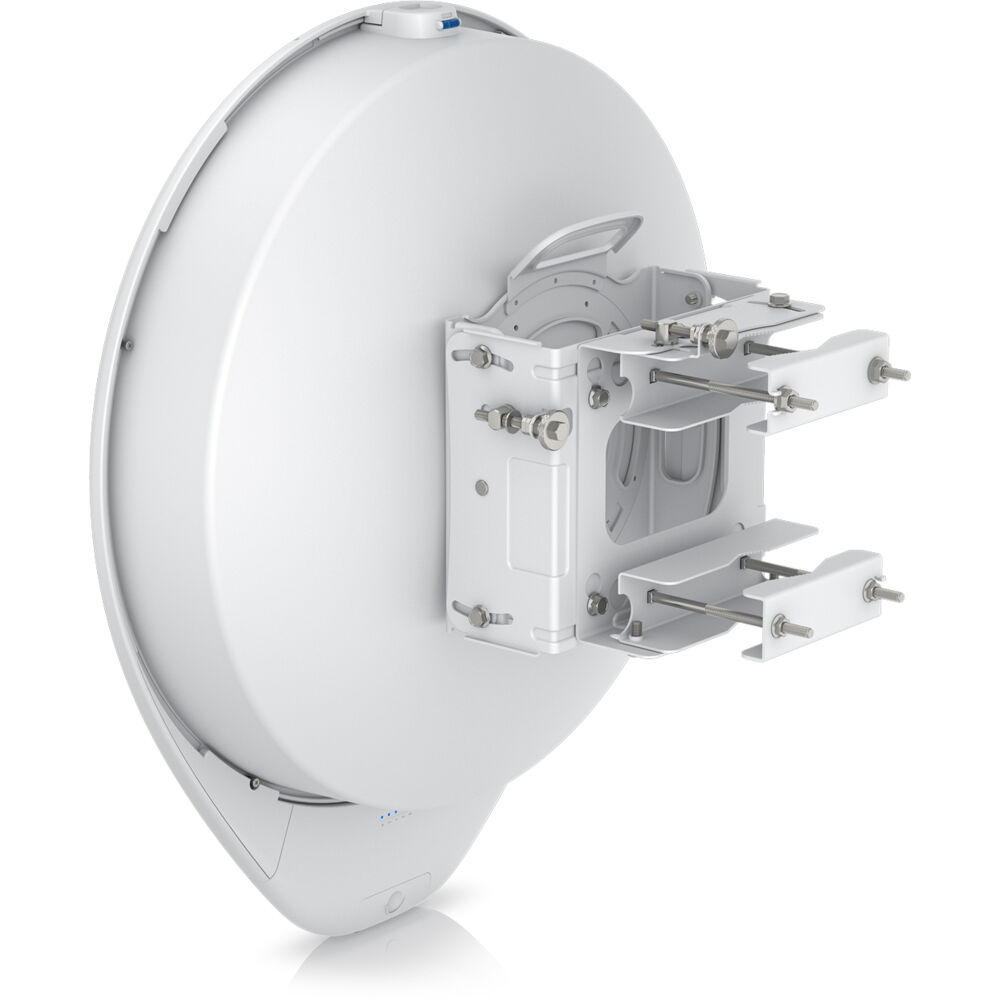 Ubiquiti UISP AirFiber 60 XR 60 GHz long-distance wireless bridge with backup radio — view 4