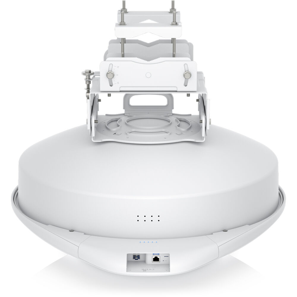 Ubiquiti UISP AirFiber 60 XR 60 GHz long-distance wireless bridge with backup radio — view 6