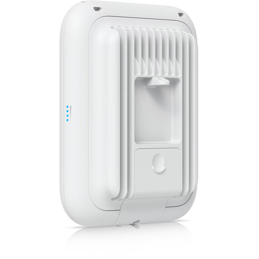 Ubiquiti U7 Pro Outdoor Wi‑Fi 7 outdoor access point with IP67 protection and external antennas — view 5