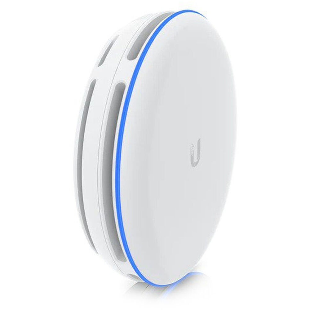 Ubiquiti Building-to-Building Bridge XG 60 GHz wireless bridge with 10 Gbps SFP+ interface — view 3